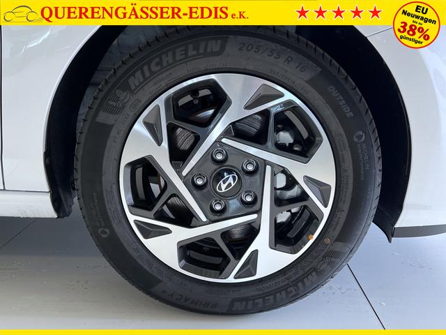 Hyundai i30 GO Atlas White