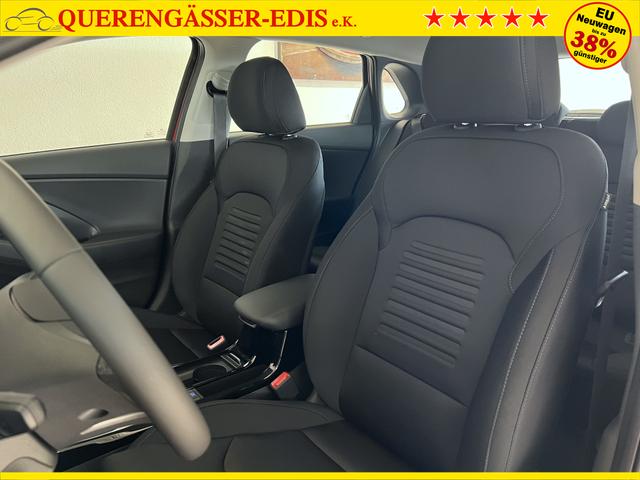 Hyundai i30 Go Engine Red