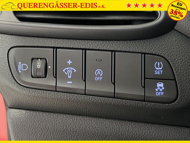 Hyundai i30 Go Engine Red
