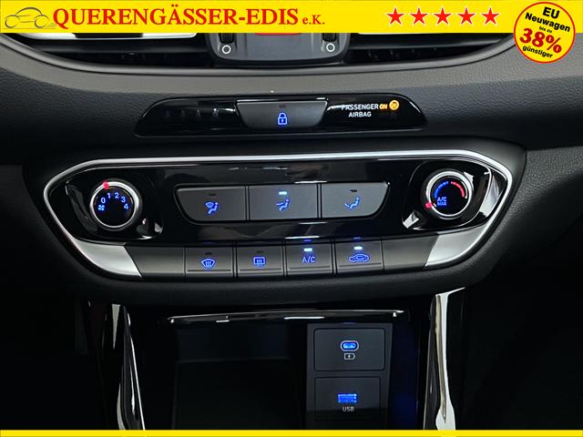 Hyundai i30 GO Serenity White