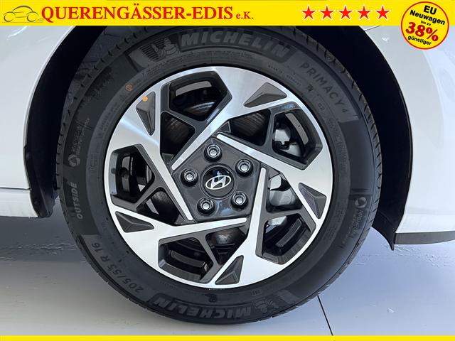 Hyundai i30 GO Serenity White