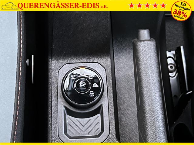 Dacia Duster Extreme Grün