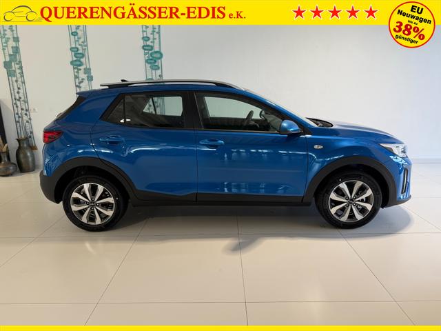 Kia Stonic Blau