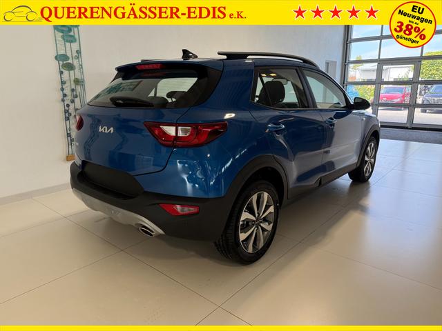 Kia Stonic Blau