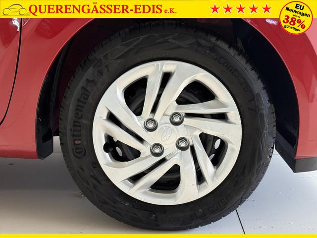 Hyundai i10 Go Rot