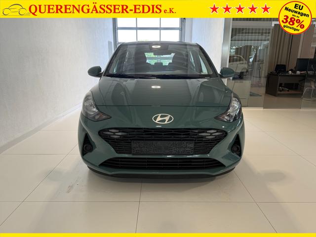 Hyundai i10 GO Mangrove Green