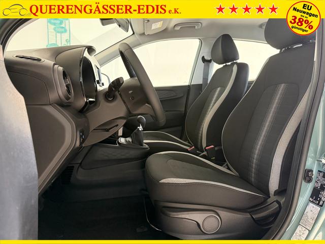 Hyundai i10 GO Mangrove Green