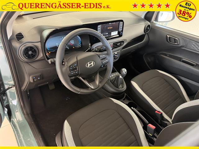 Hyundai i10 GO Mangrove Green