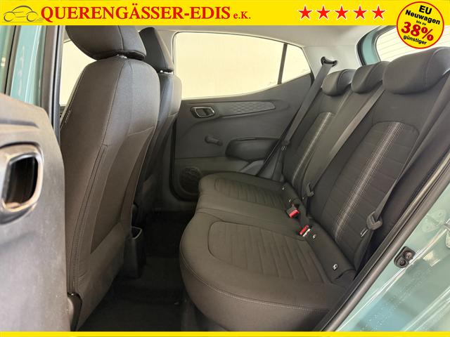 Hyundai i10 GO Mangrove Green