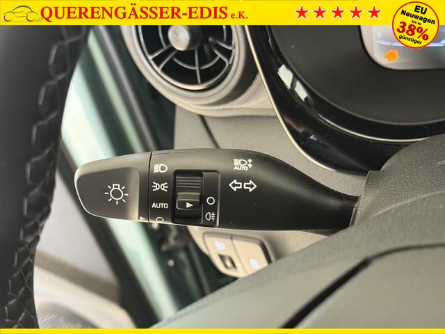 Hyundai i10 GO Mangrove Green