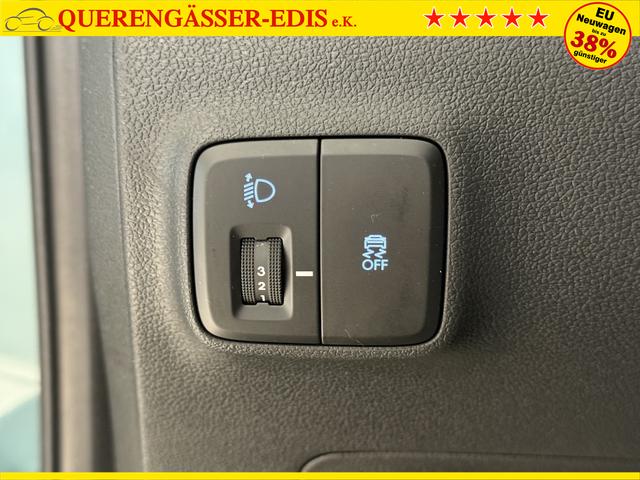 Hyundai i10 GO Mangrove Green