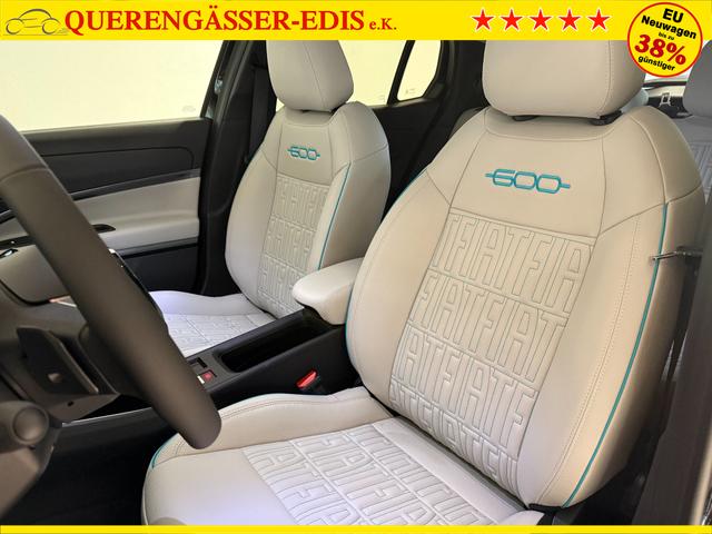 Fiat 600 La Prima Cinema Schwarz