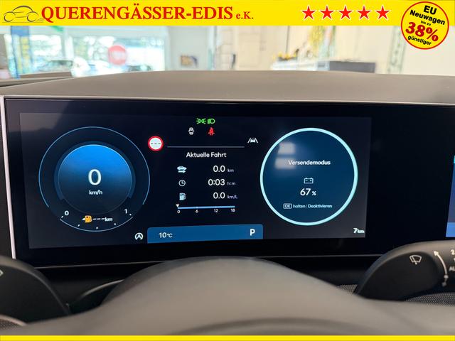 Hyundai GO Plus Shimmering Silver