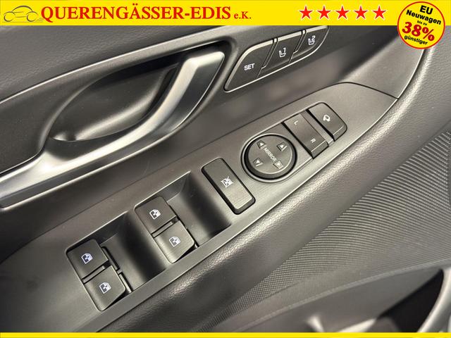 i30 Fastback N Line, Beispielbilder, ggf. teilweise mit Sonderausstattung