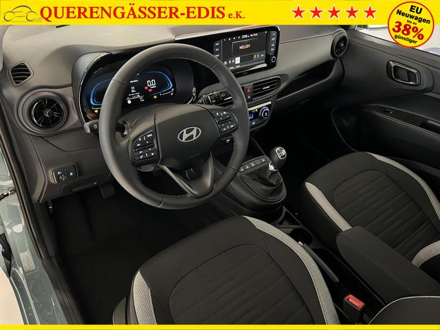 i10 Go Plus Innenraum, Beispielbilder, ggf. teilweise mit Sonderausstattung