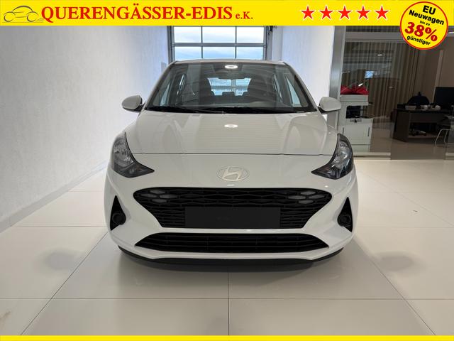 Hyundai i10 Go Atlas White