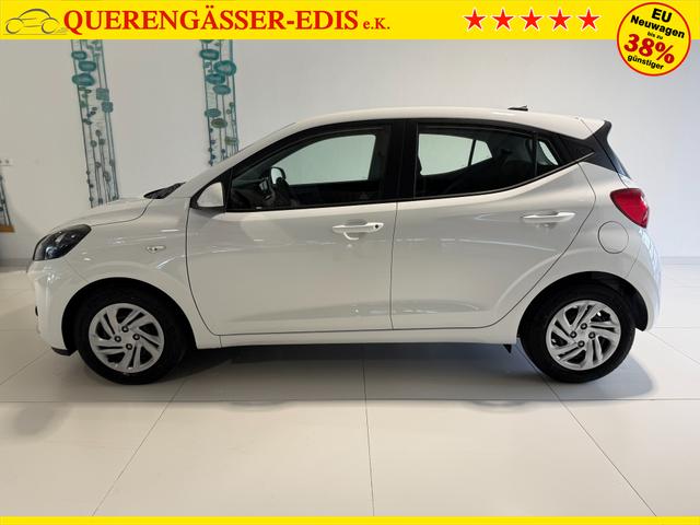 Hyundai i10 Go Atlas White