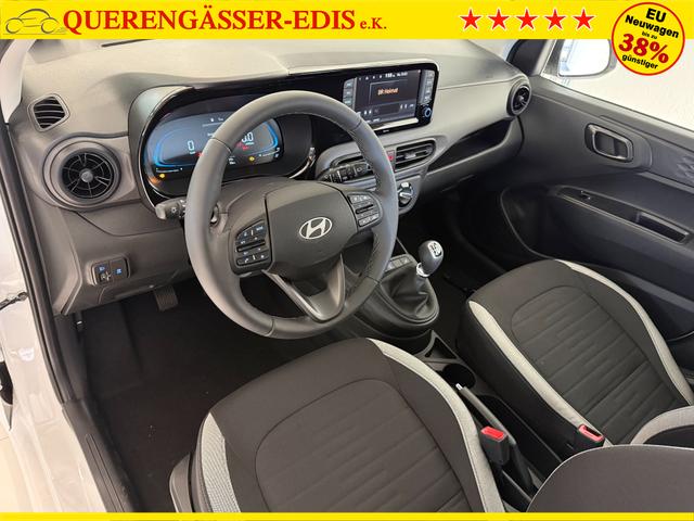 Hyundai i10 Go Atlas White