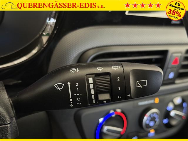 Hyundai i10 Go Atlas White