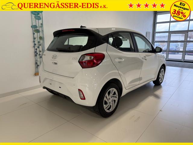 Hyundai i10 Go Atlas White