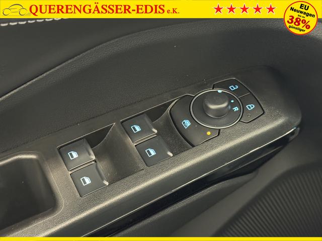 Ford Puma Titanium Frozen White