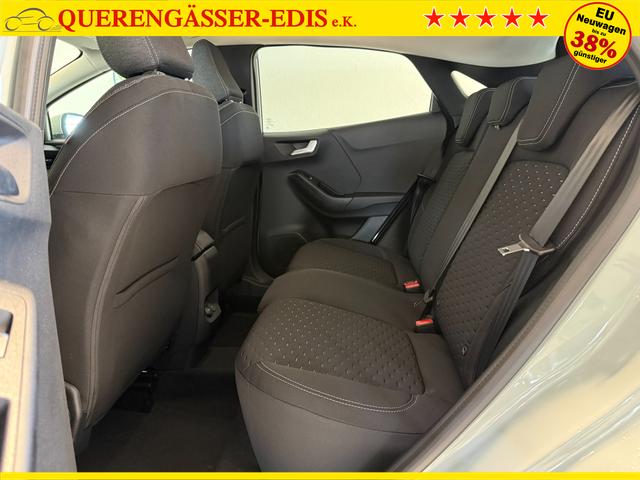 Ford Puma Titanium Cactus Grau