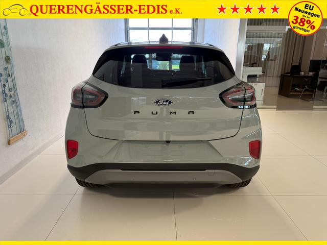Ford Puma Titanium Cactus Grau