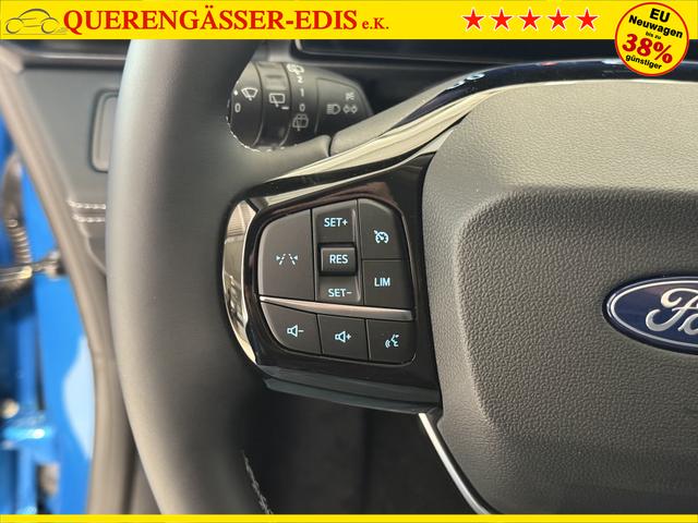 Ford Puma Titanium Digital Aqua Blau