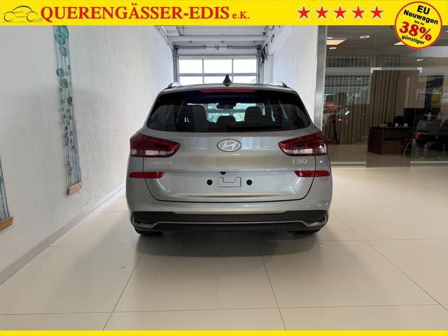 Hyundai i30 Kombi GO Plus Shimmering Silver