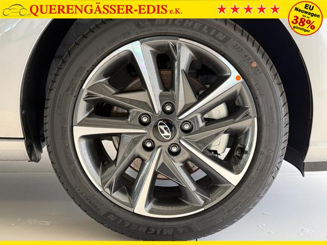 Hyundai i30 Kombi GO Plus Shimmering Silver