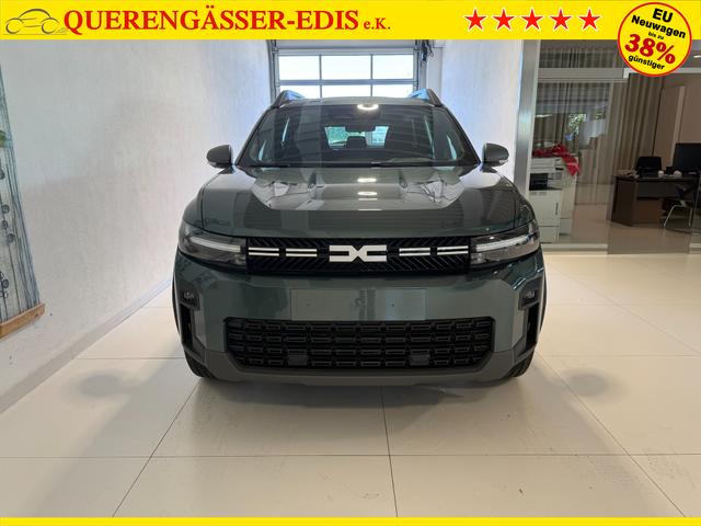 Dacia Bigster Zeder Gruen