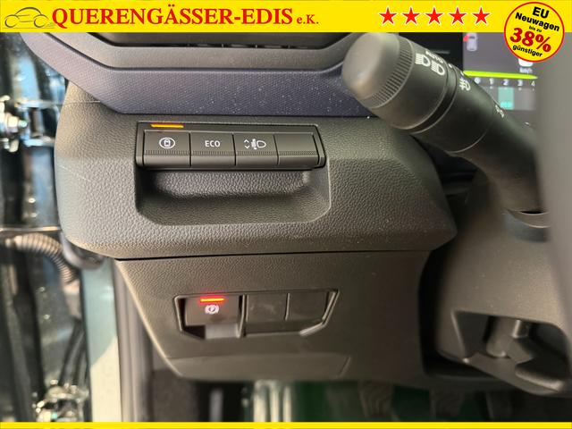 Dacia Bigster Zeder Gruen