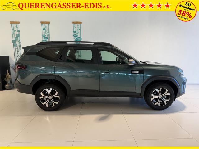 Dacia Bigster Zeder Gruen