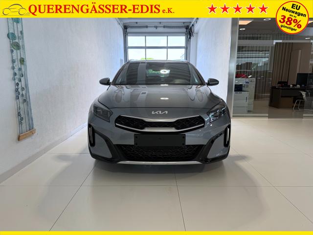 Kia XCEED Lunar Silver