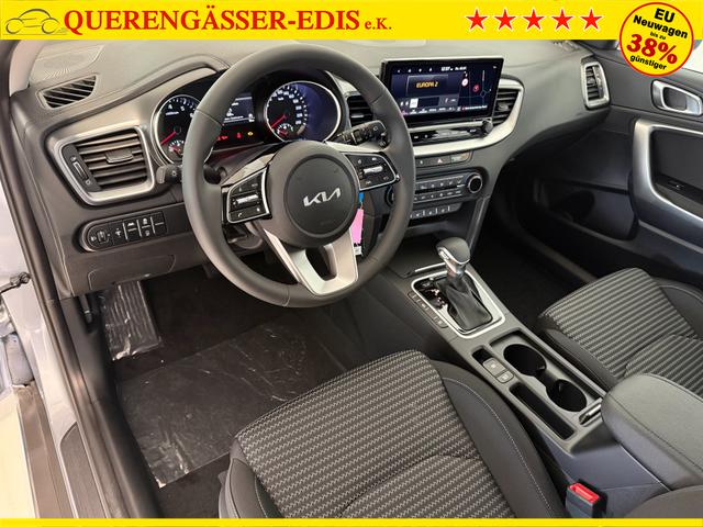 Kia XCEED Lunar Silver