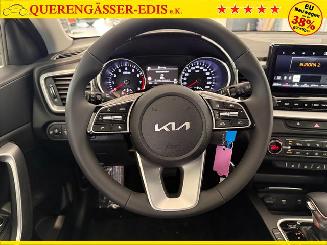Kia XCEED Lunar Silver