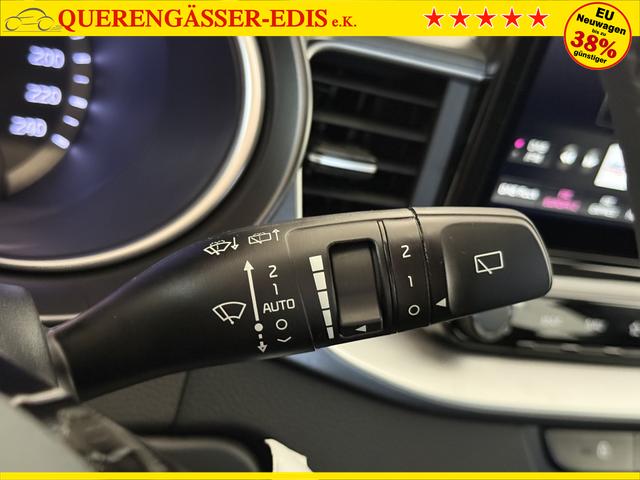 Kia XCEED Lunar Silver