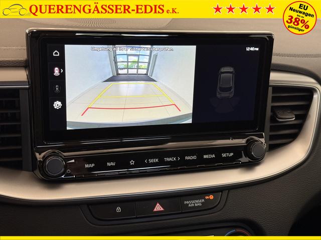 Kia XCEED Lunar Silver