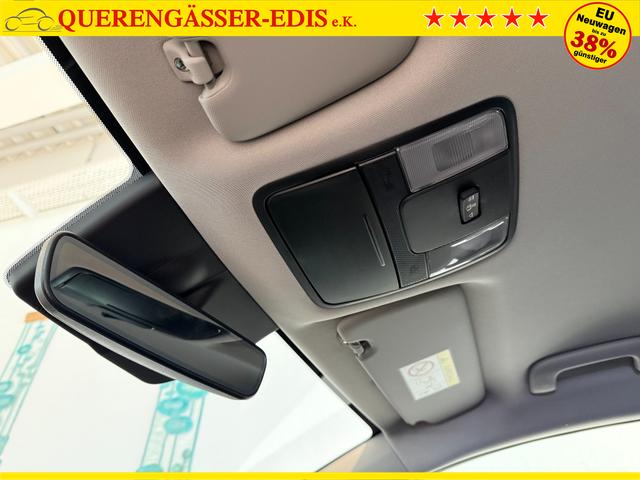 Kia XCEED Lunar Silver