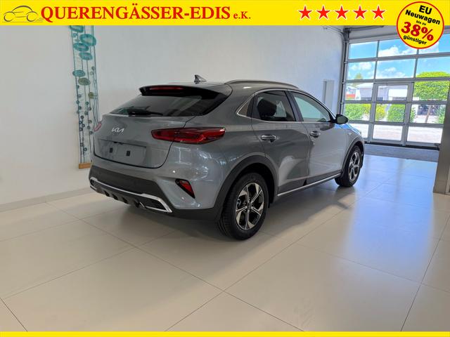 Kia XCEED Lunar Silver