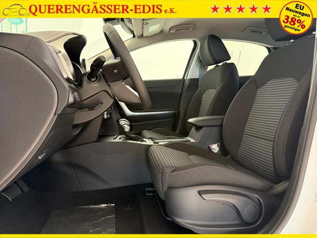 KIA XCEED Deluxe White