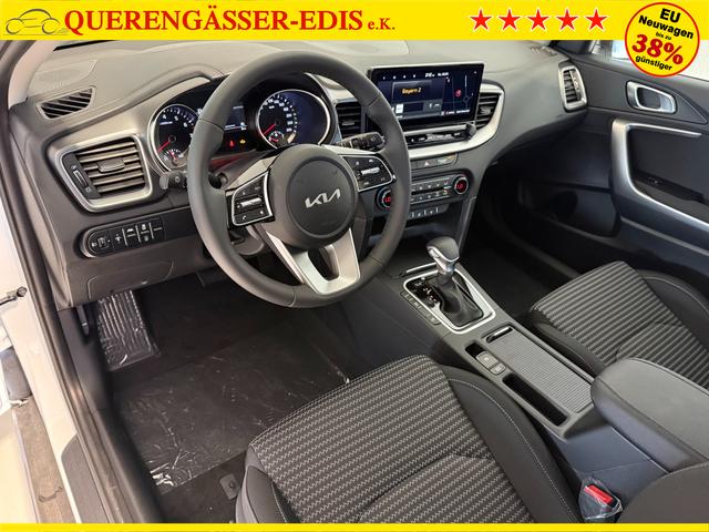 KIA XCEED Deluxe White