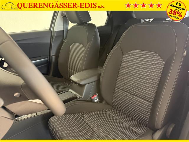 KIA XCEED Deluxe White