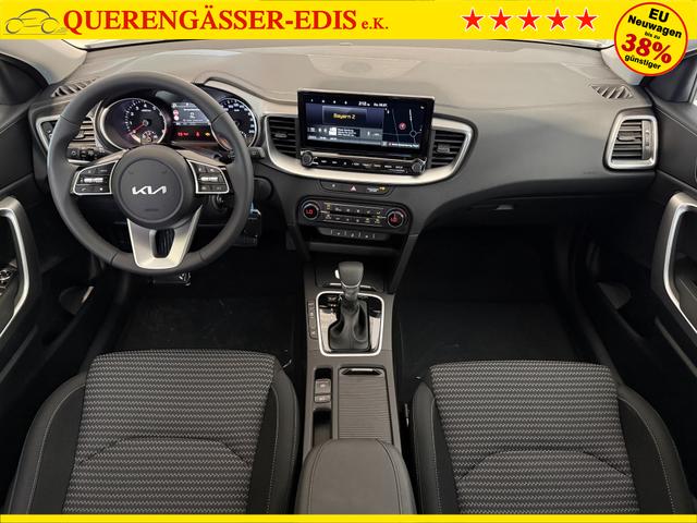KIA XCEED Deluxe White