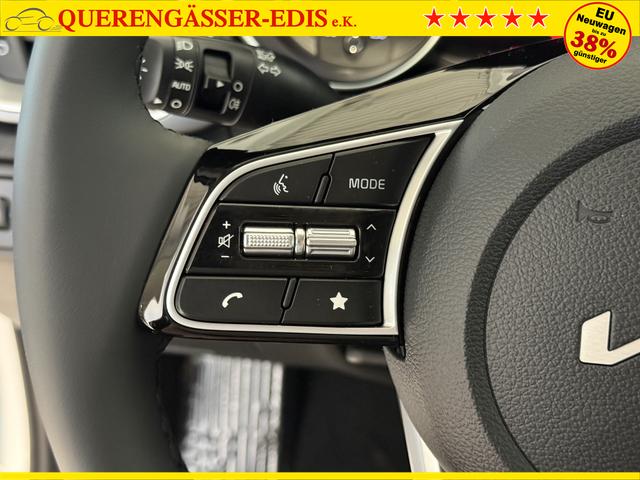 KIA XCEED Deluxe White