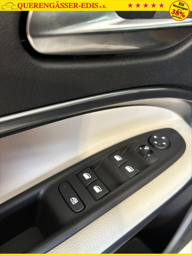 Fiat 600 La Prima Hybrid 1.2 T3 107 kW (145 PS) DCT, Winterpaket, Dolce Vita Paket, Ledersitze Canneloni, Chrom Akzente, Klimaautomatik, Einparkhilfe hinten, LED-Scheinwerfer, Volldigitales Kombiinstrument, Fernlichtassistent, uvm. 