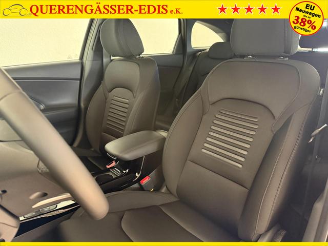 Hyundai i30, Beispielbilder, ggf. teilweise mit Sonderausstattung