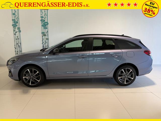 Hyundai i30, Beispielbilder, ggf. teilweise mit Sonderausstattung