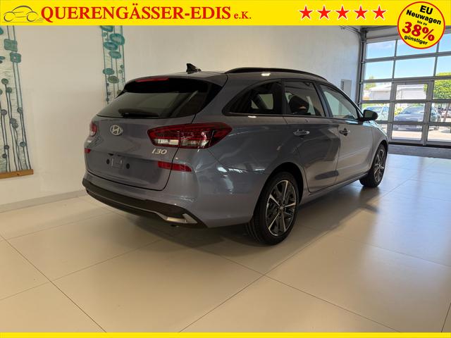 Hyundai i30, Beispielbilder, ggf. teilweise mit Sonderausstattung