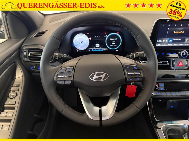 Hyundai i30, Beispielbilder, ggf. teilweise mit Sonderausstattung